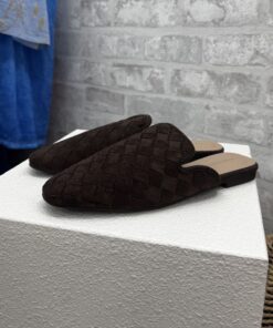 MOCASIN BROWN